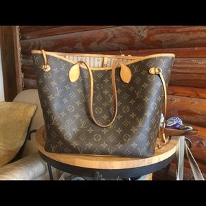 Louis Vuitton Neverfull handbag